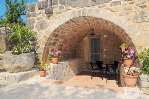 Countryside apartment MILA for two in Krk