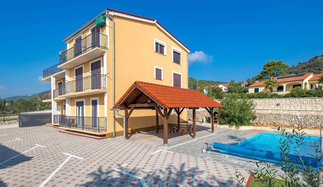 Cozy apartment in Barbat na Rabu in Barbat na Rabu