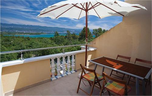 Cozy Apartment In Malinska