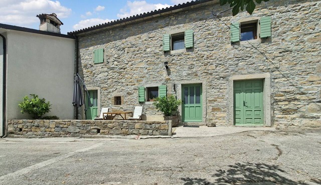 Cozy home in Buzet with WiFi