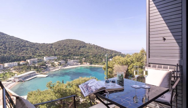 Crown Apartments - Emerald 1 BD in Dubrovnik