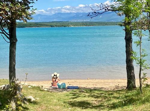 Delux 4 Stars Apartment Ariadne - 1 Min from Beach