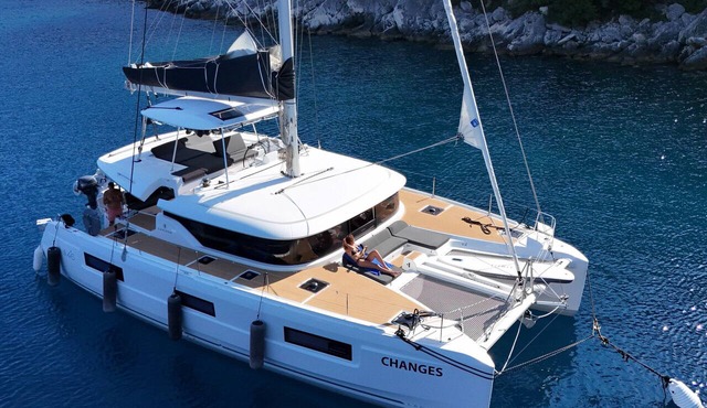 Dubrovnik Delight: A Sun-Kissed Sailing Experience in Dubrovnik