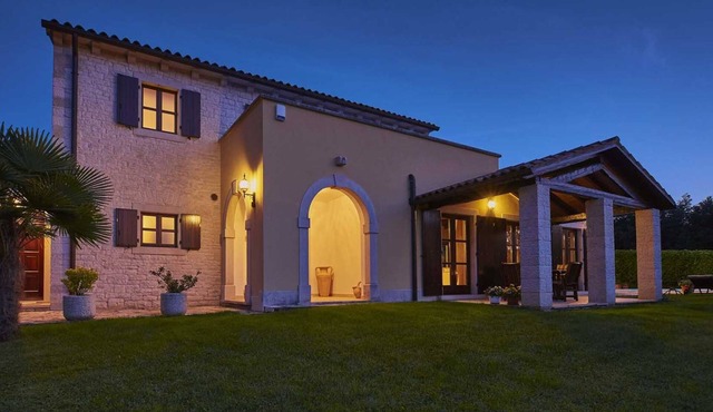 Eco-friendly stone villa in Motovun in Motovun