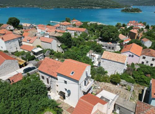 ENA Kuća za odmor in Ston