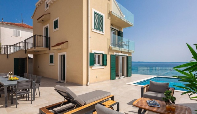 Epetium Beach Villa by Interhome in Split/Stobreč