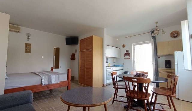 From 25 per day. Only 200 meters from the beach with beautiful sea views