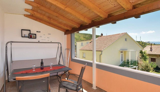 Gorgeous apartment in Dugi Rat in Dugi Rat