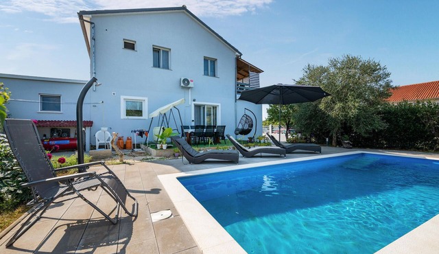 Gorgeous apartment in Pula
