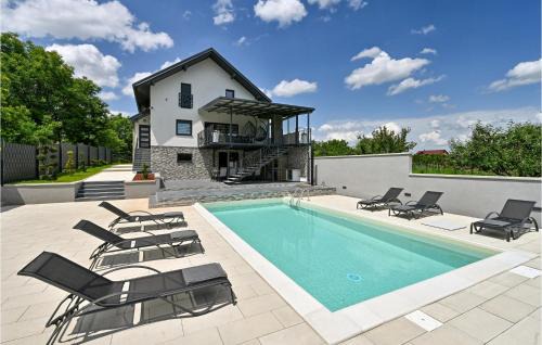 Gorgeous Home In Vinogradi Ludbreski in Vinogradi Ludbreški