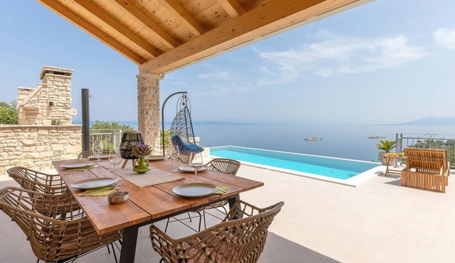 Gorgeous home in Blato in Blato