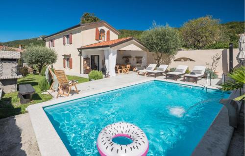 Gorgeous Home In Brest Pod Uckom in Brest