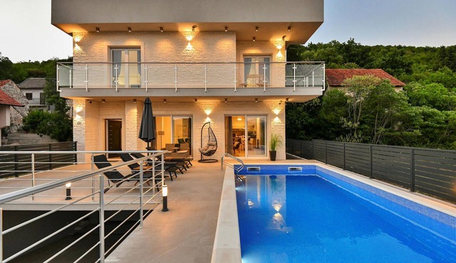 Gorgeous home in Glavina Donja in Glavina Donja