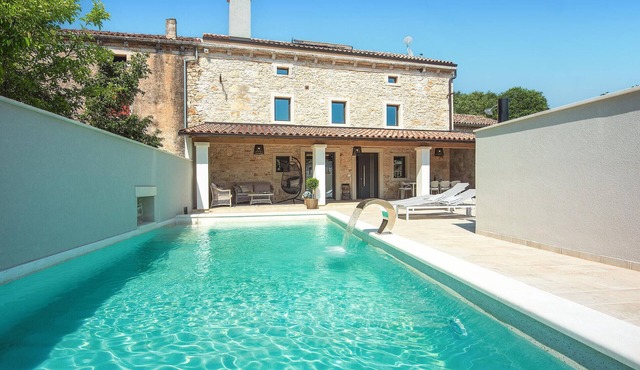 Gorgeous home in Krnica