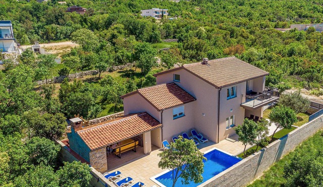Gorgeous home in Rovanjska in Rovanjska