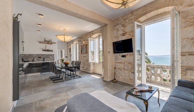 Grand Promenade Suite - Tale Of The Sea in Split