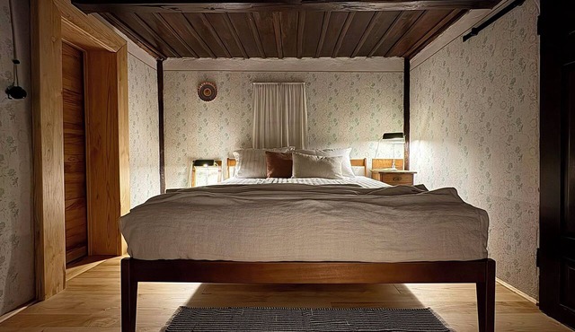 Hiša 1875 Heritage Stay: Vintage Charm & Modern Comfort in Kostanjevica na Krki