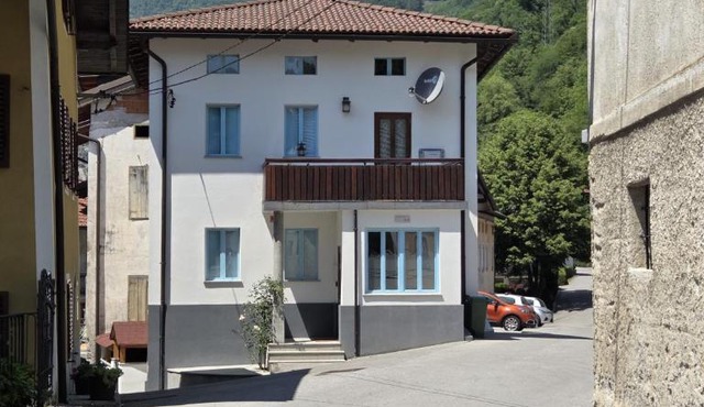 Hiša Nad Reko Baca in Tolmin
