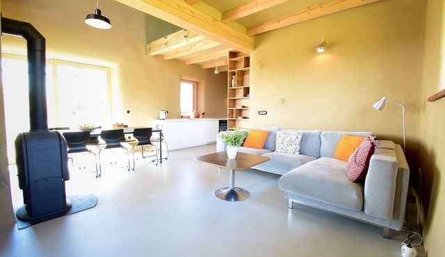 Hisa Vukan - Eco House amongst the grapes with Sauna in Ormož