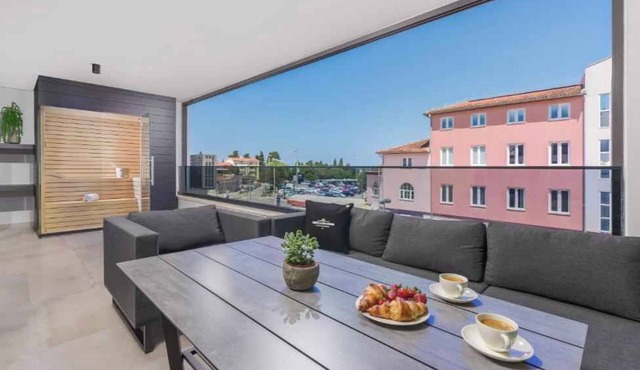 Holiday apartment mit Klimaanlage und Terrasse