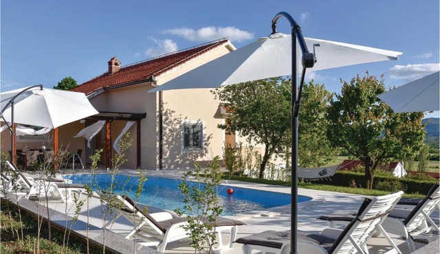 Holiday Home Bajagic 90 With Outdoor Swimmingpool in Bajagić