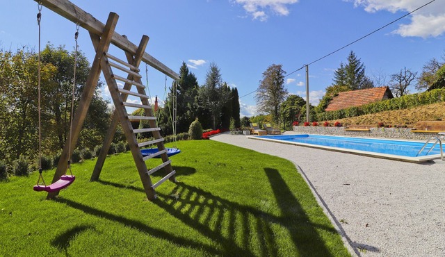 Holiday Home Grga-Three Bedroom House with Swimming Pool in Varazdin