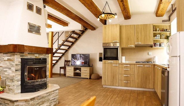 Holiday Home 'House Lukovdol' with Private Terrace, Private Garden and Wi-Fi in Lukovdol