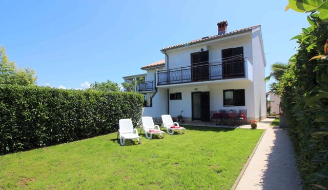 Holiday home in a quiet location and close to the beach in Poreč