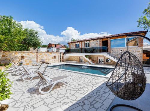 Holiday Home Villa Frane by Interhome in Maslenica
