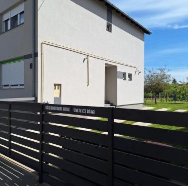 Holiday home with hot tub Vukovar, Slavonija - 22809 in Vukovar