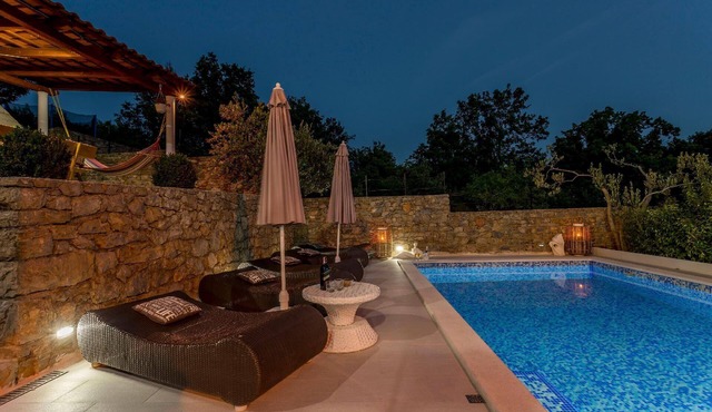 Holiday house Srinjine for 1 - 8 persons with 4 bedrooms - Row house in Srinjine