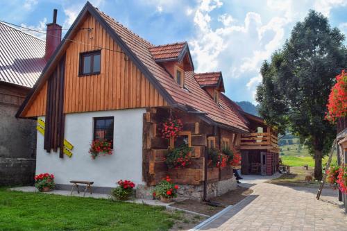 Holiday house with a parking space Mrkopalj, Gorski kotar - 18429 in Mrkopalj