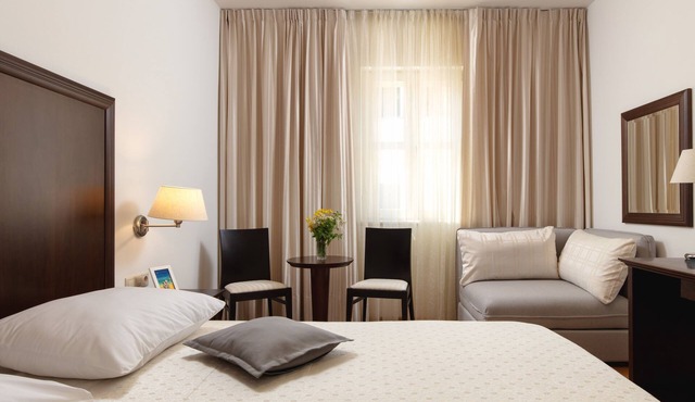 Hotel Croatia in Baska Voda