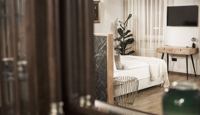 Hotel Pok Garni