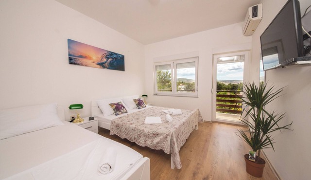 Hotel Riviera in Starigrad