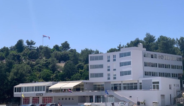 Hotel Tolero in Ploče