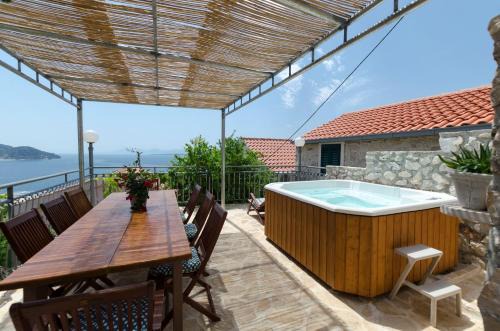 House Jasna in Igrane
