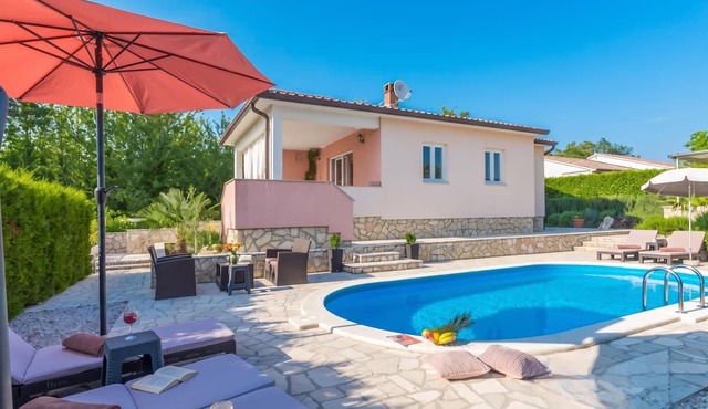 Istrian Villa Stella for 8: Pool & Sauna, Sveti Bartul, Croatia in Sveti Bartul