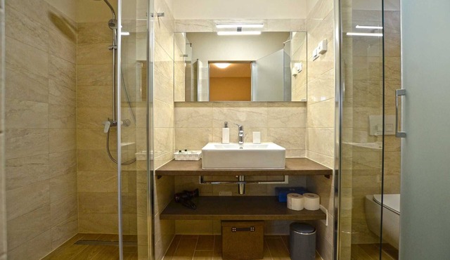 Juraga Room 1 with shared pool in Golaš