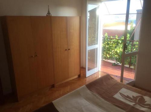 Jure Erceg Apartment in Starigrad