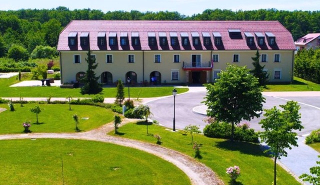 Jurjevec Castle - Standard double or twin room in Brezane Lekenicke