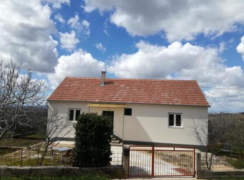 Kuća za odmor Mile in Drniš