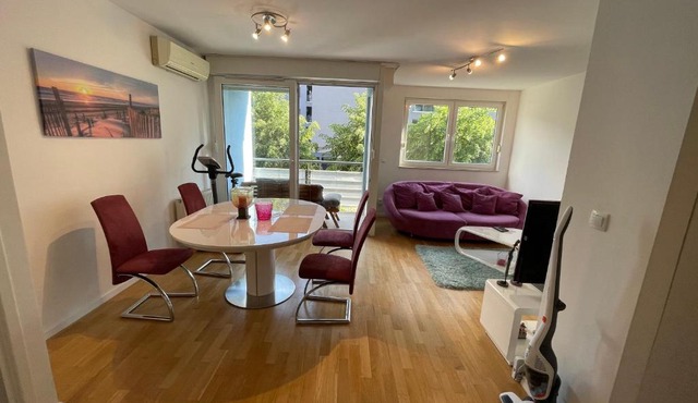 Large 75m2 Modern Apartment - Lake Jarun in Zagreb