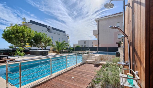 Liberty Living Apartments Žnjan Beach