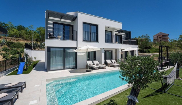 Loparia by Interhome