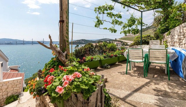 Lovely apartment in Klek with WiFi in Klek