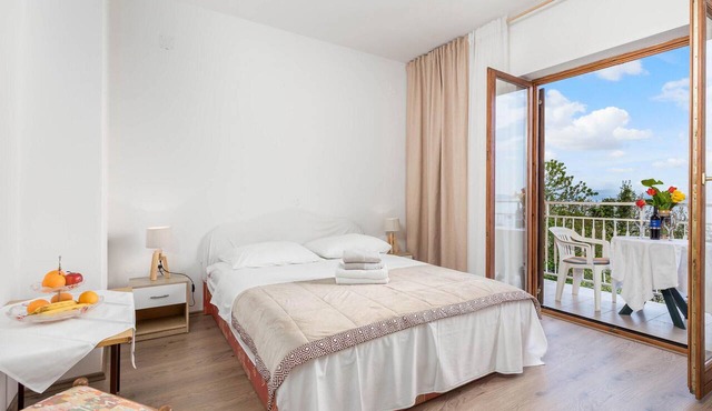 Lovely apartment in Lovran with WiFi in Lovran