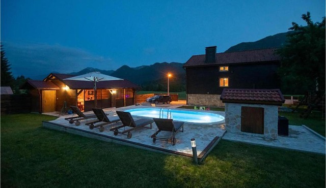 Lovely Home In Gospic