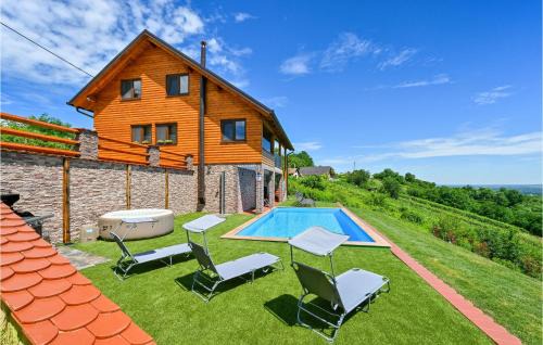 Lovely Home In Grabrovnik With Sauna in Grabrovnik