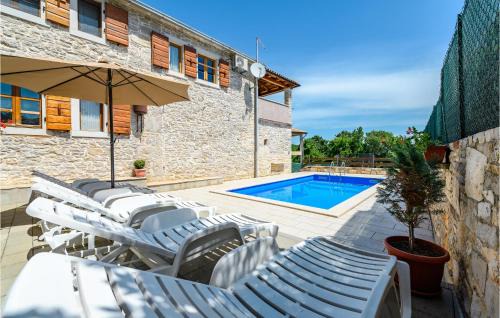 Lovely Home In Medancici